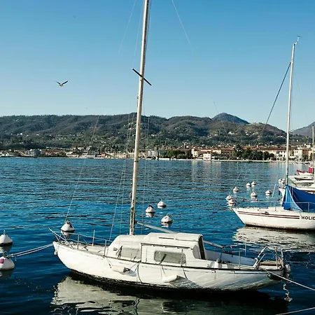 Berny At 150m From Lake-pet Friendly - Happy Apartment